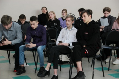 слушают2 (1).JPG